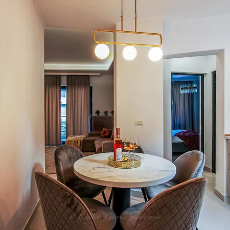 Luxe Heaven - At Victoriei Avenue Bukarest
