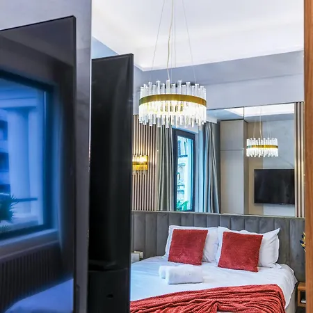 Luxe Heaven - At Victoriei Avenue Appartement Boekarest