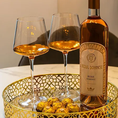 Luxe Heaven - At Victoriei Avenue