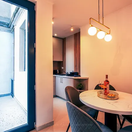 Luxe Heaven - At Victoriei Avenue