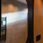 Luxe Heaven - At Victoriei Avenue Bukarest