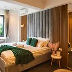 Luxe Heaven - At Victoriei Avenue Lejlighed Bukarest