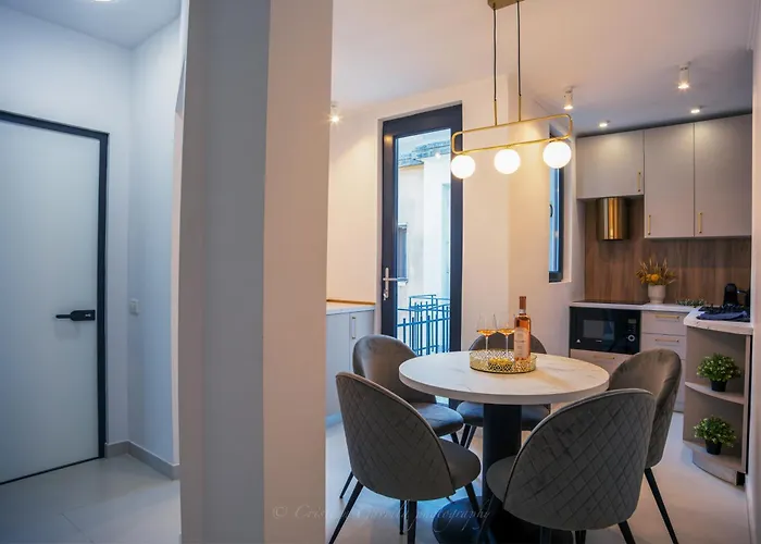 Luxe Heaven - At Victoriei Avenue *